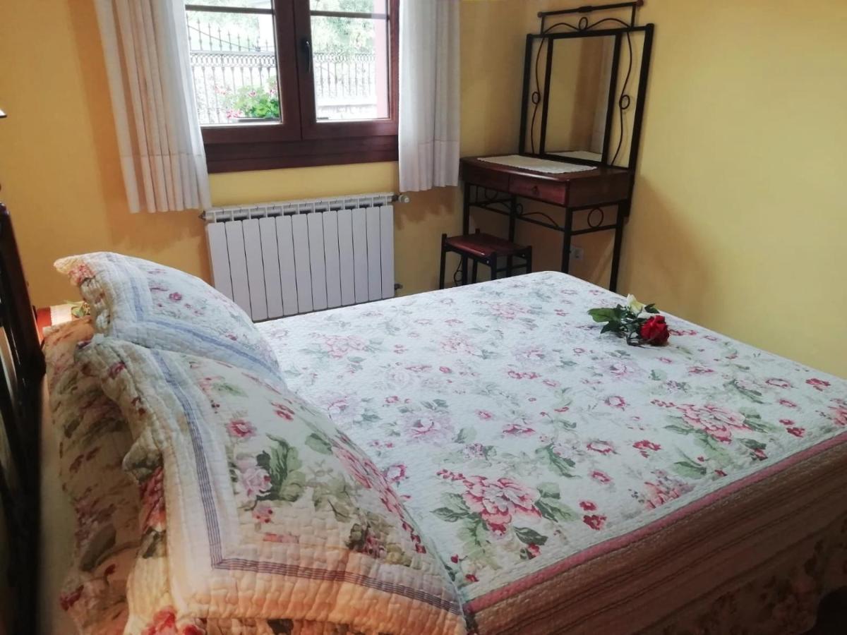 Apartamentos Rurales La Vina Onís Екстериор снимка