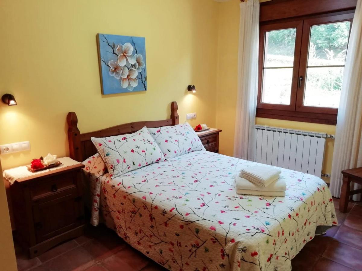 Apartamentos Rurales La Vina Onís Екстериор снимка