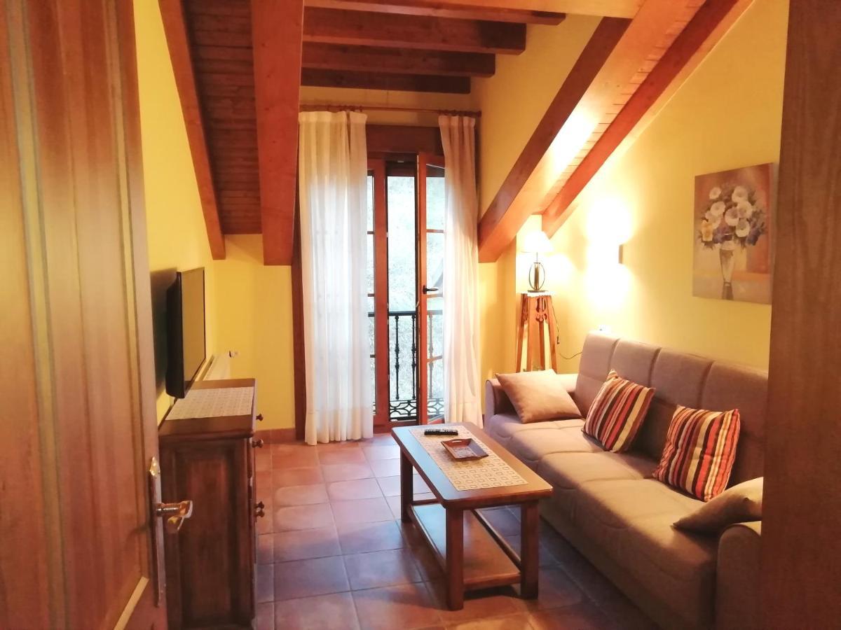 Apartamentos Rurales La Vina Onís Екстериор снимка