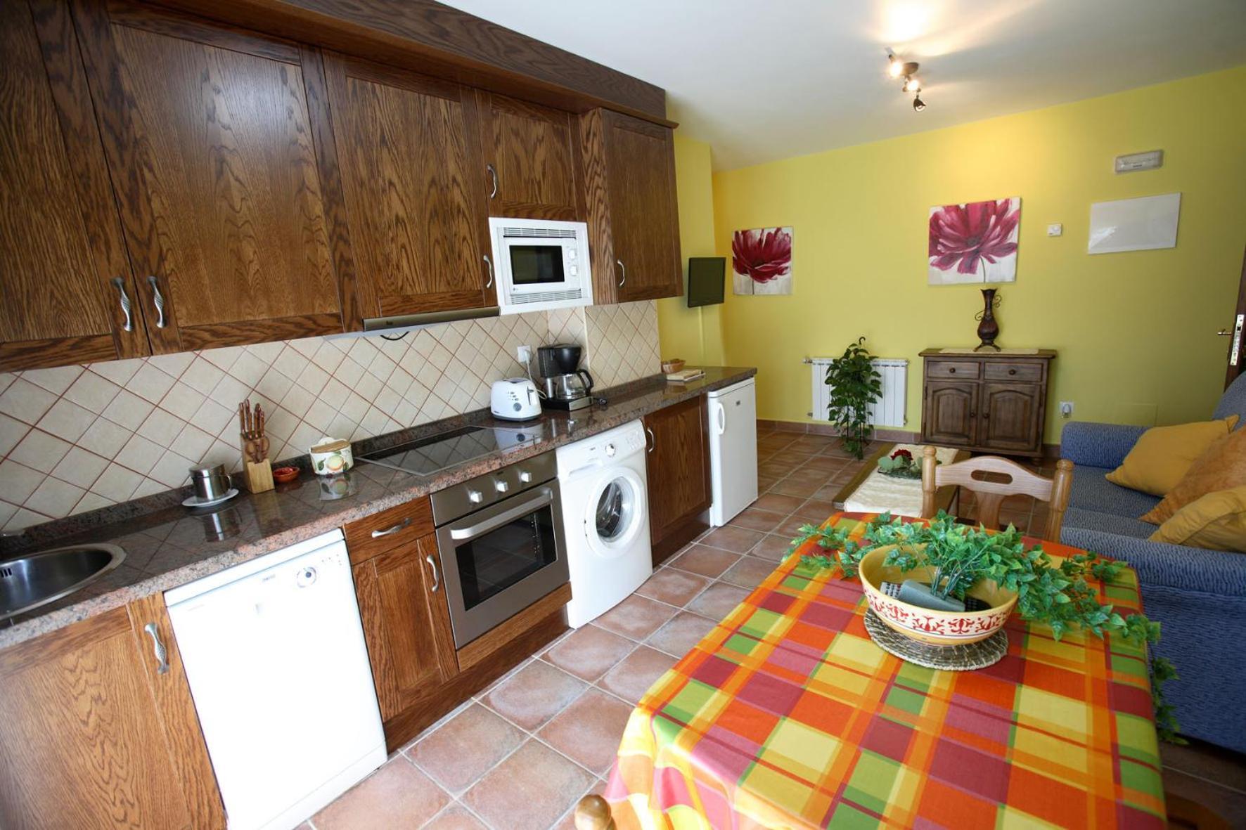 Apartamentos Rurales La Vina Onís Екстериор снимка