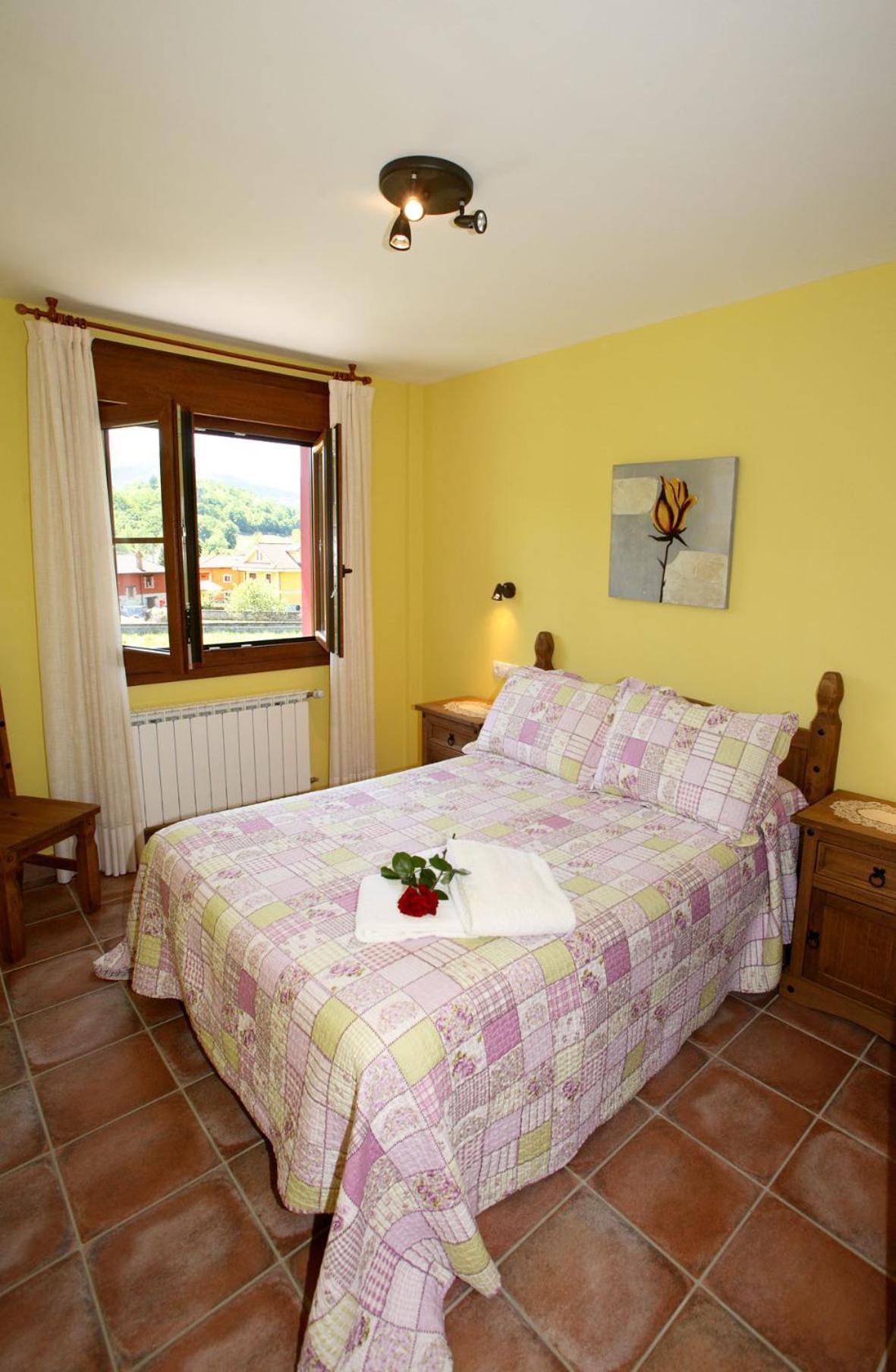 Apartamentos Rurales La Vina Onís Екстериор снимка