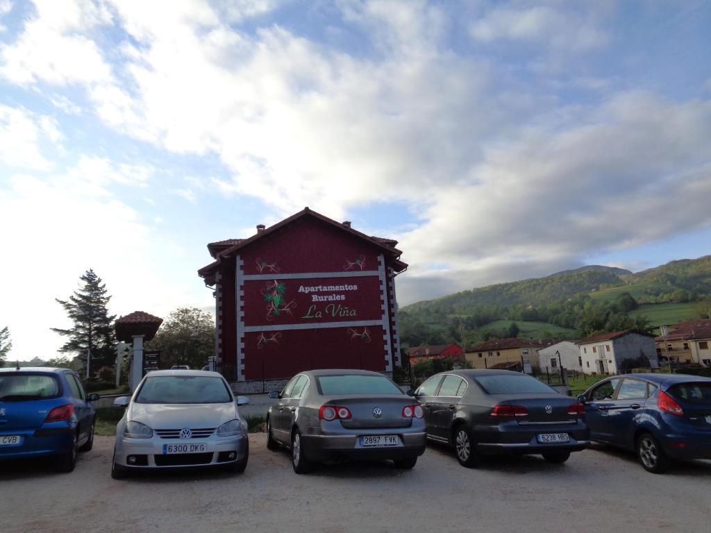 Apartamentos Rurales La Vina Onís Екстериор снимка